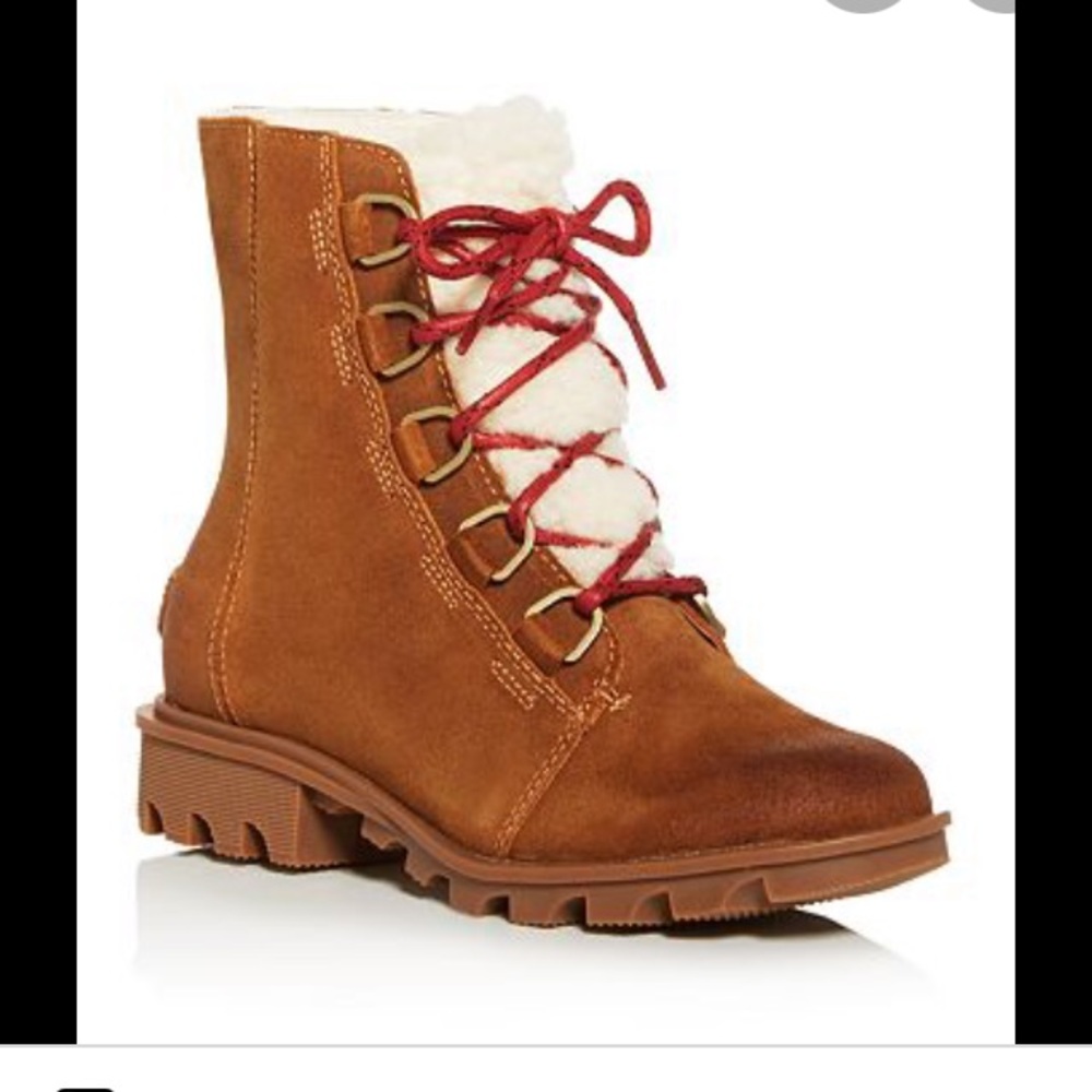 Nwt sorel phoenix boot size 7